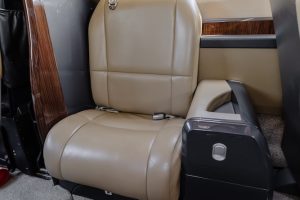 Citation M2 525-0855 - The Jet Agent 12 interior view of extra seat in lav